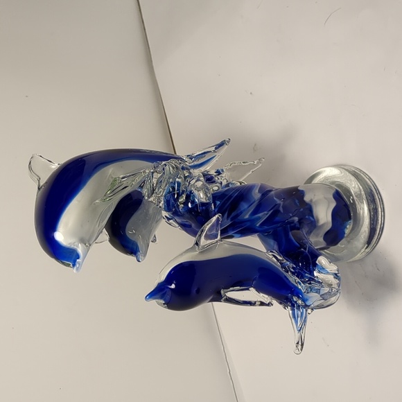 Handblown art glass statue. Dolphins jumping. Dark cobalt blue,lt blue,white. 9" - Picture 4 of 6